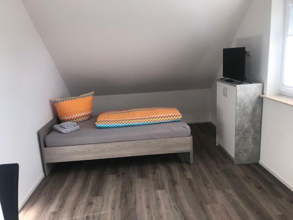 Ferienwohnung Asum Dasing Esterno foto